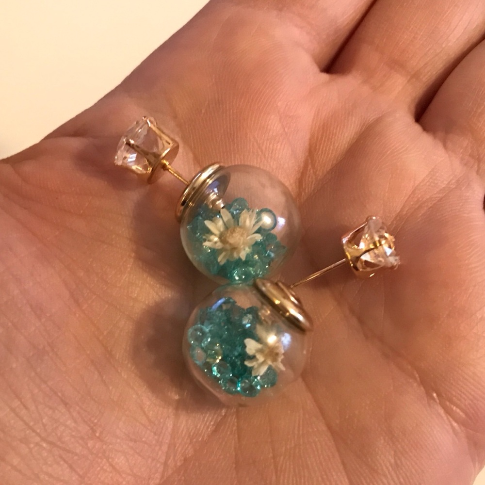 NEW!💙💎GLASS BALLS! FLOWERS!💎💙SPARKLE! EARRINGS - Picture 2 of 5